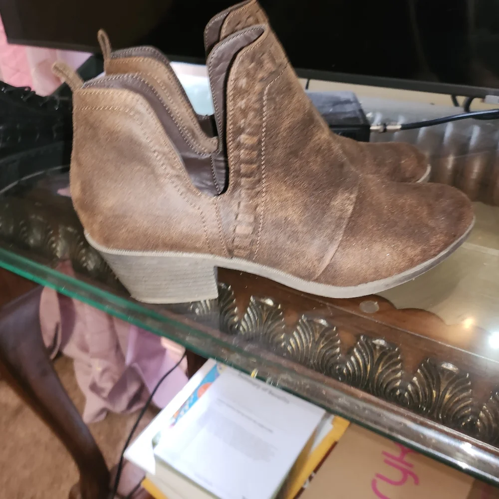 Booties - Picture 2 of 3